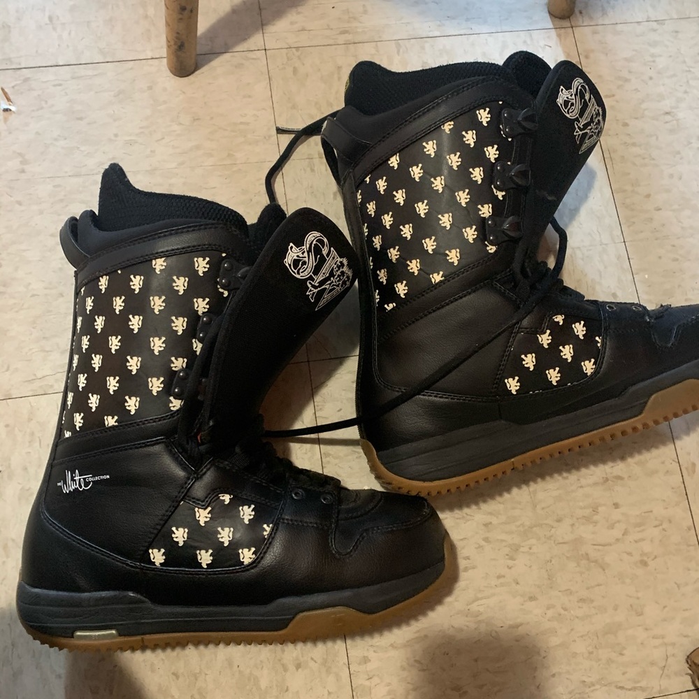 Burton snowboarding Boots